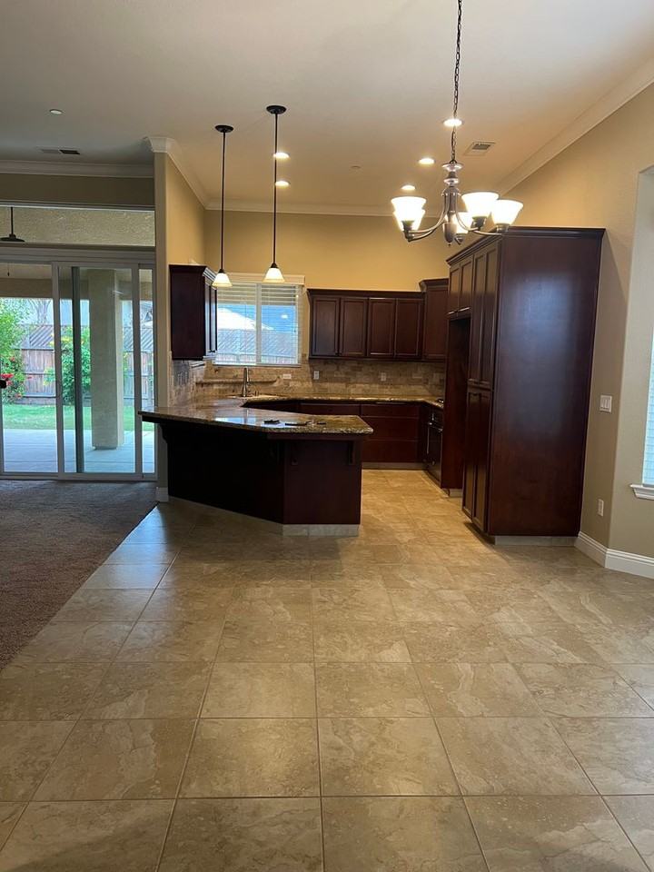 2700 7th Avenue Dr - Photo 5 of 34