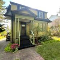 featured image of 4424 Gilliat St