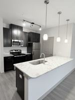 featured image of 202 E Ufer St