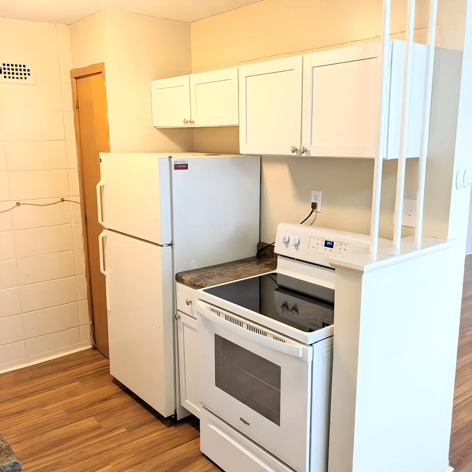 Fuller - Photo 3 of 50