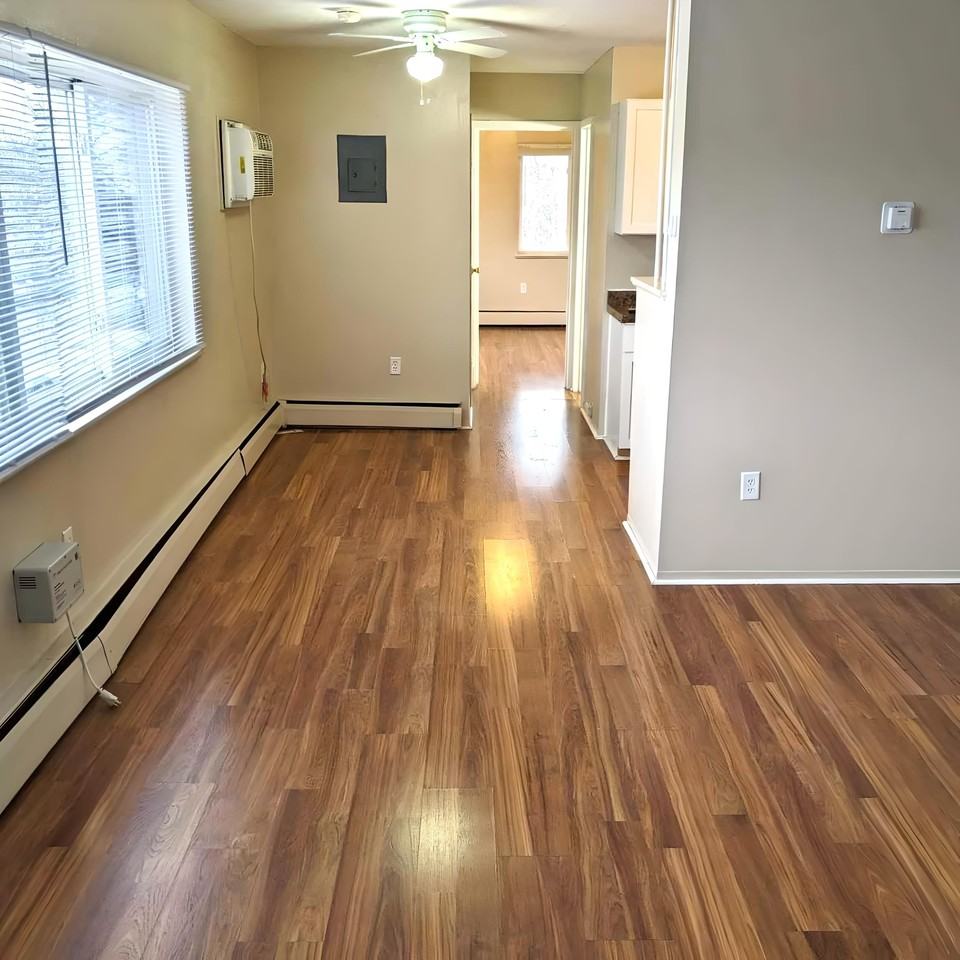 Fuller - Photo 6 of 50