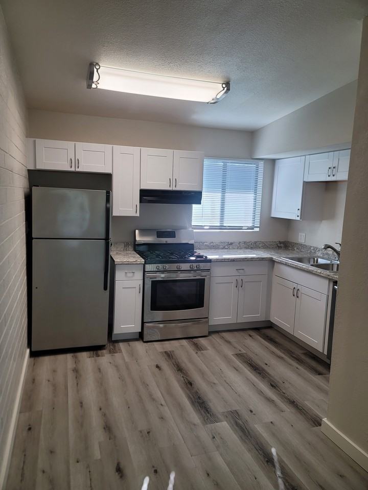 The Earll - Photo 3 of 23