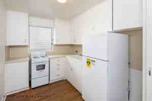 featured image of 1424 Ward Ave