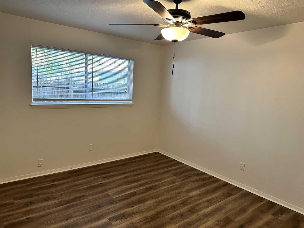 Washington 2002 - Photo 5 of 15