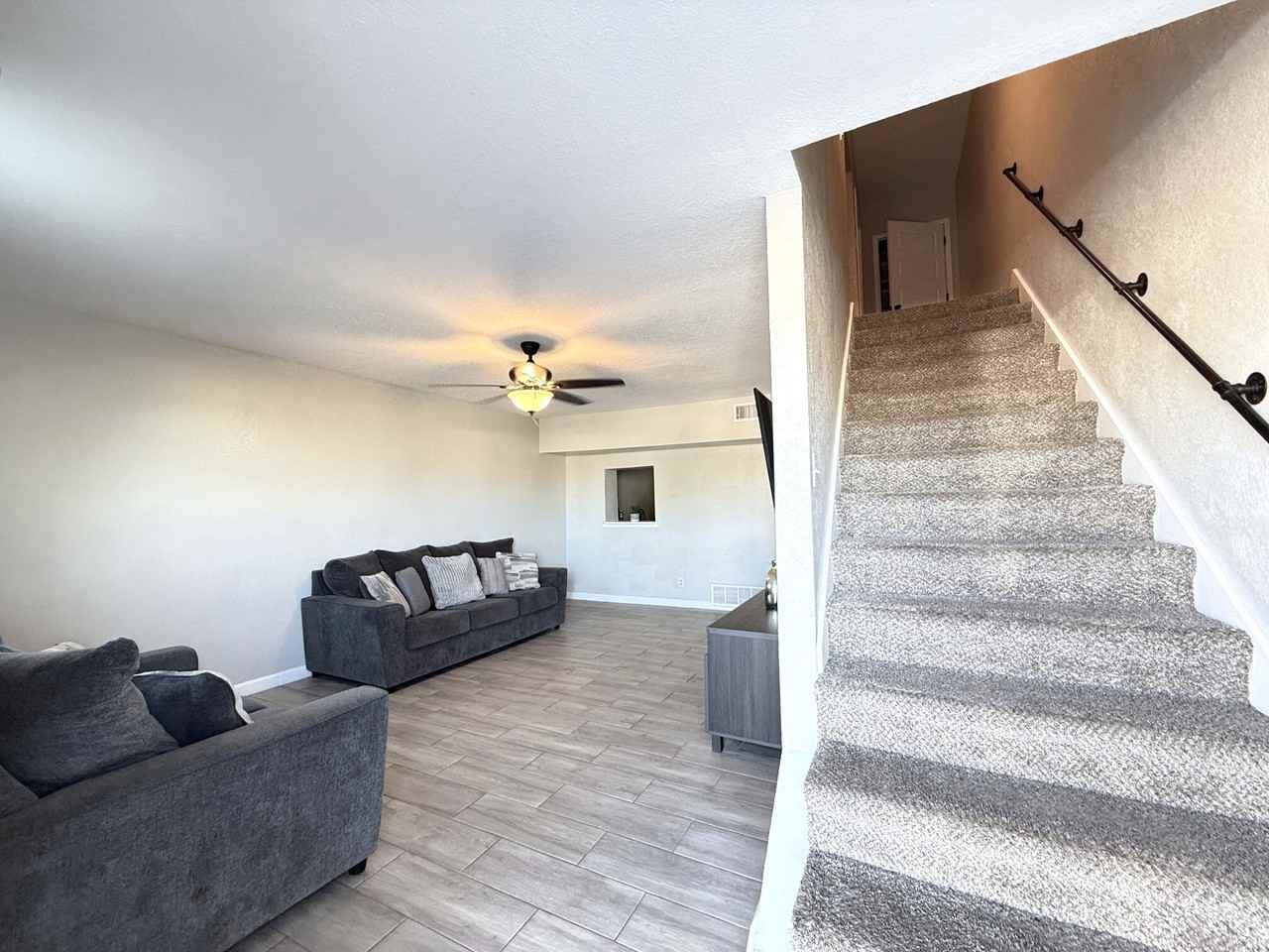 7441 Alameda Avenue - Photo 4 of 25