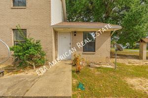 featured image of 204 Davenport Road