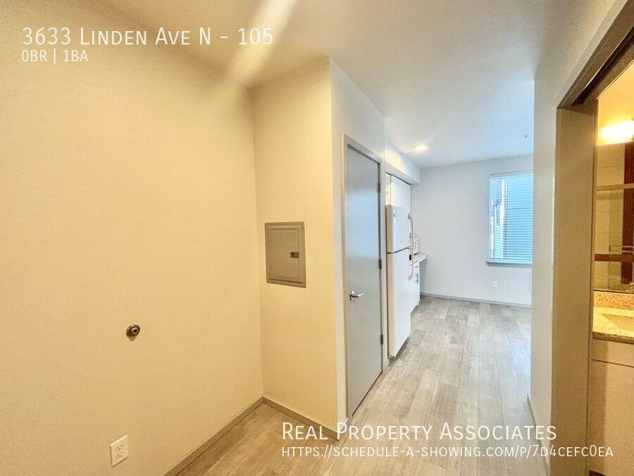 3633 Linden Ave N #105 - Photo 4 of 21