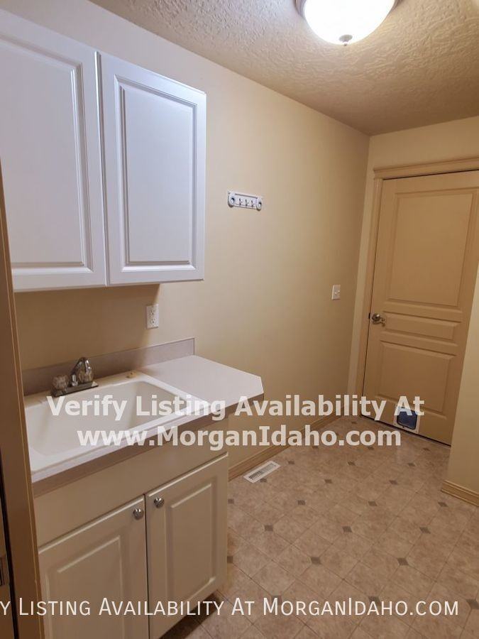 2330 West Trestle Drive - Photo 7 of 15