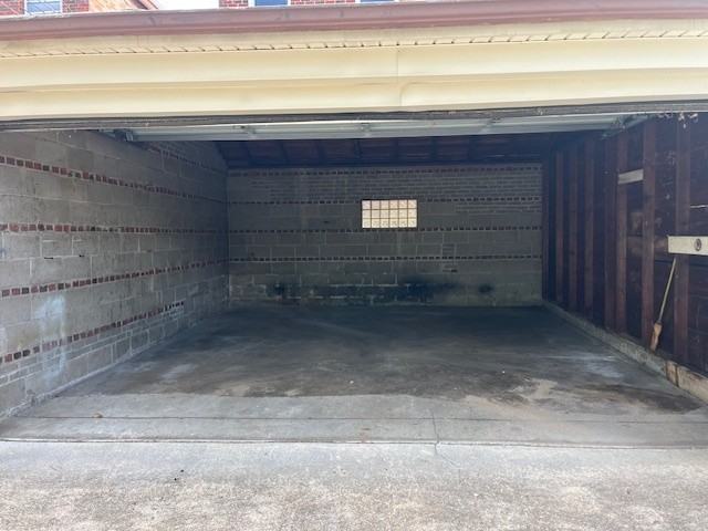 5247-49 Pernod Avenue - Photo 4 of 6