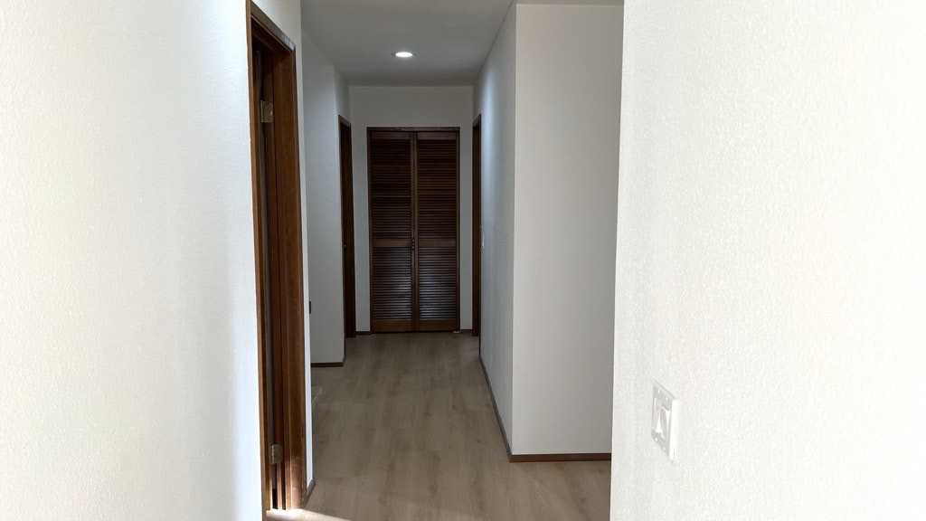 4630 142nd Place Southeast, Unit B - Photo 3 of 15