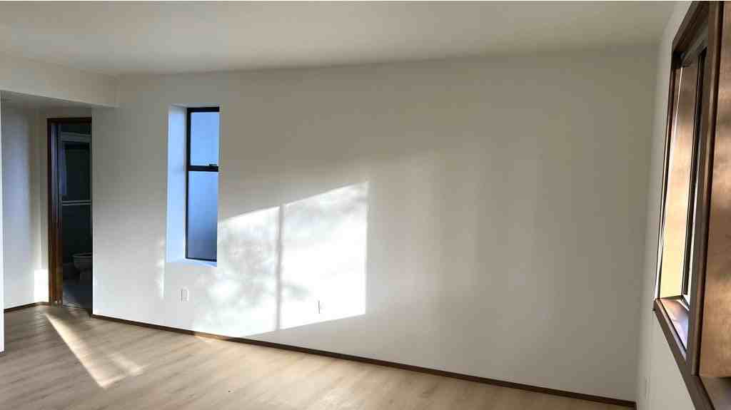 4630 142nd Place Southeast, Unit B - Photo 6 of 15