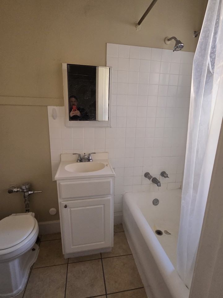 5417-23 S. Harper - Photo 6 of 12