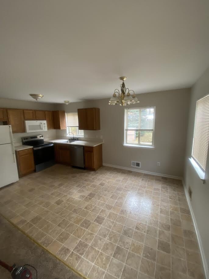 18530 East 14 Mile Road - Photo 3 of 13