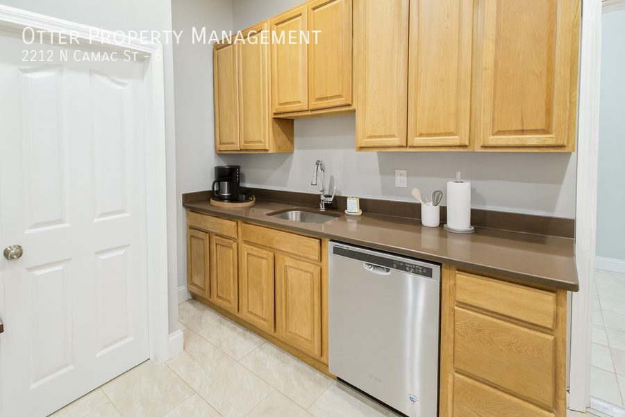 2212 N Camac St #6 - Photo 4 of 50