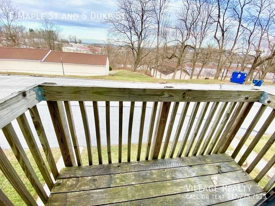 MAPLE & S DUKE ST #B - Photo 7 of 47