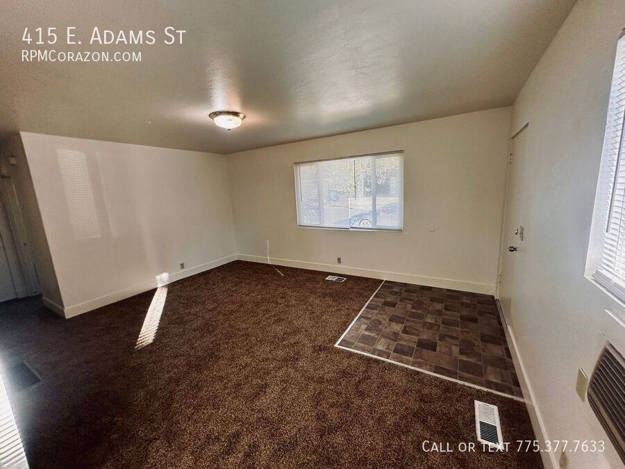 415 E Adams St - Photo 2 of 11