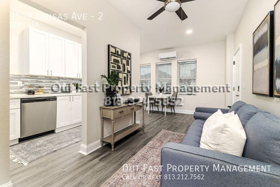 2509 W Kansas Ave #2 - Photo 4 of 25