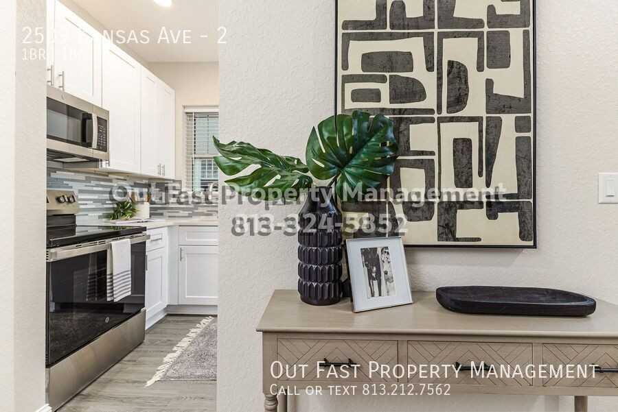 2509 W Kansas Ave #2 - Photo 7 of 25