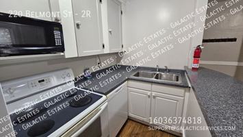 featured image of 220 Belmont St #2R