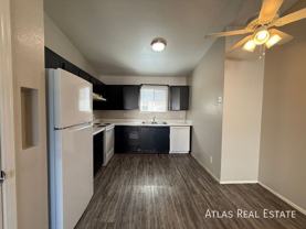 465 W Ivyglen St #225 - Photo 1 of 1