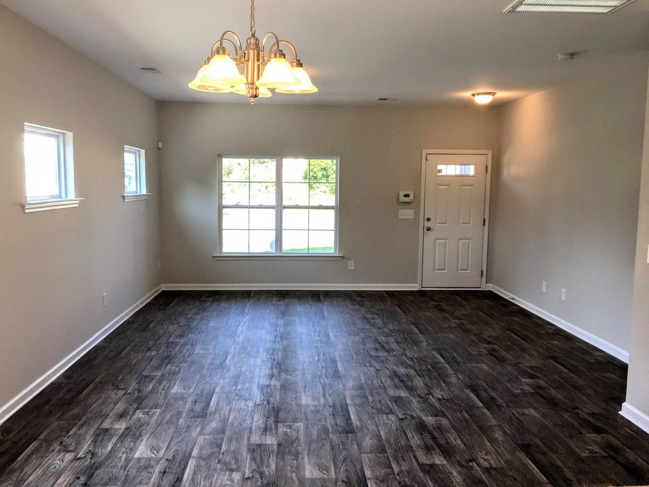 828 Ohio St - Photo 5 of 23