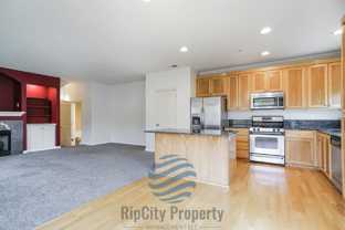 1090 Sw 170th Ave #201 - Photo 1 of 1