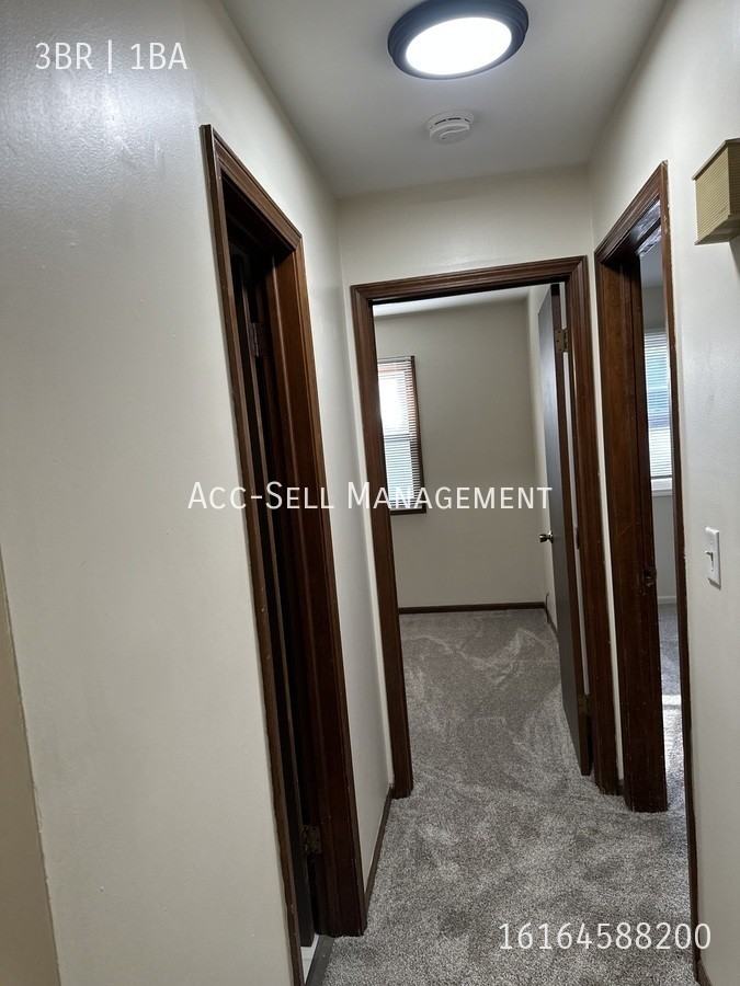 5798 Christie Avenue Southeast - Photo 4 of 20