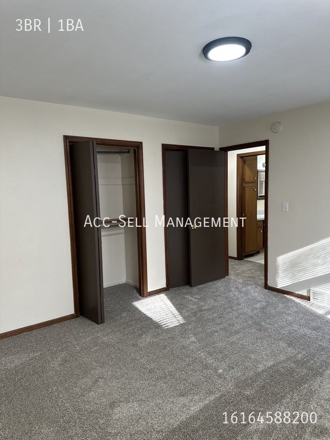 5798 Christie Avenue Southeast - Photo 7 of 20