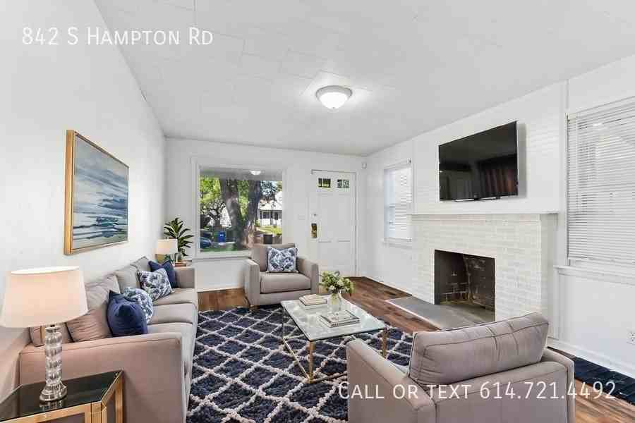 842 S Hampton Rd - Photo 3 of 33