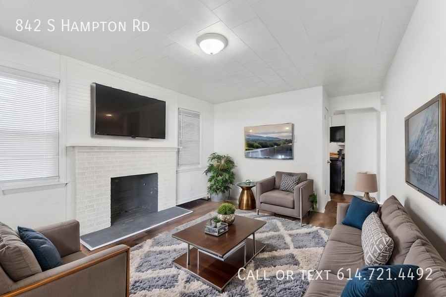 842 S Hampton Rd - Photo 6 of 33