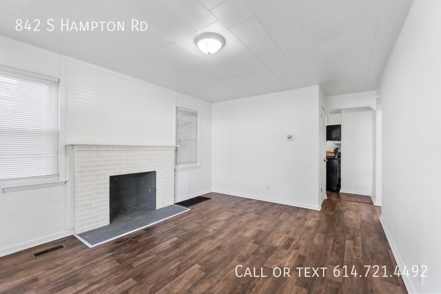 842 S Hampton Rd - Photo 7 of 33