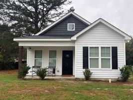 featured image of 1845 E Trail Dr Se