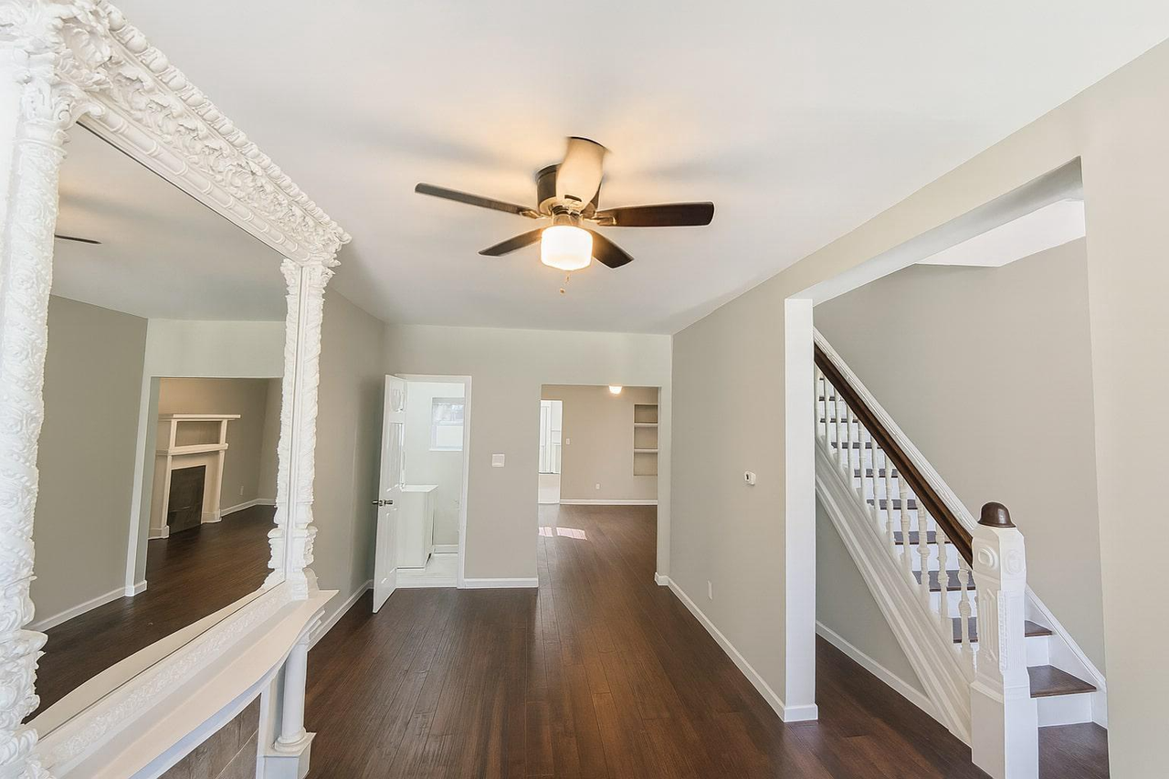 929 North 43rd Street - Photo 3 of 20