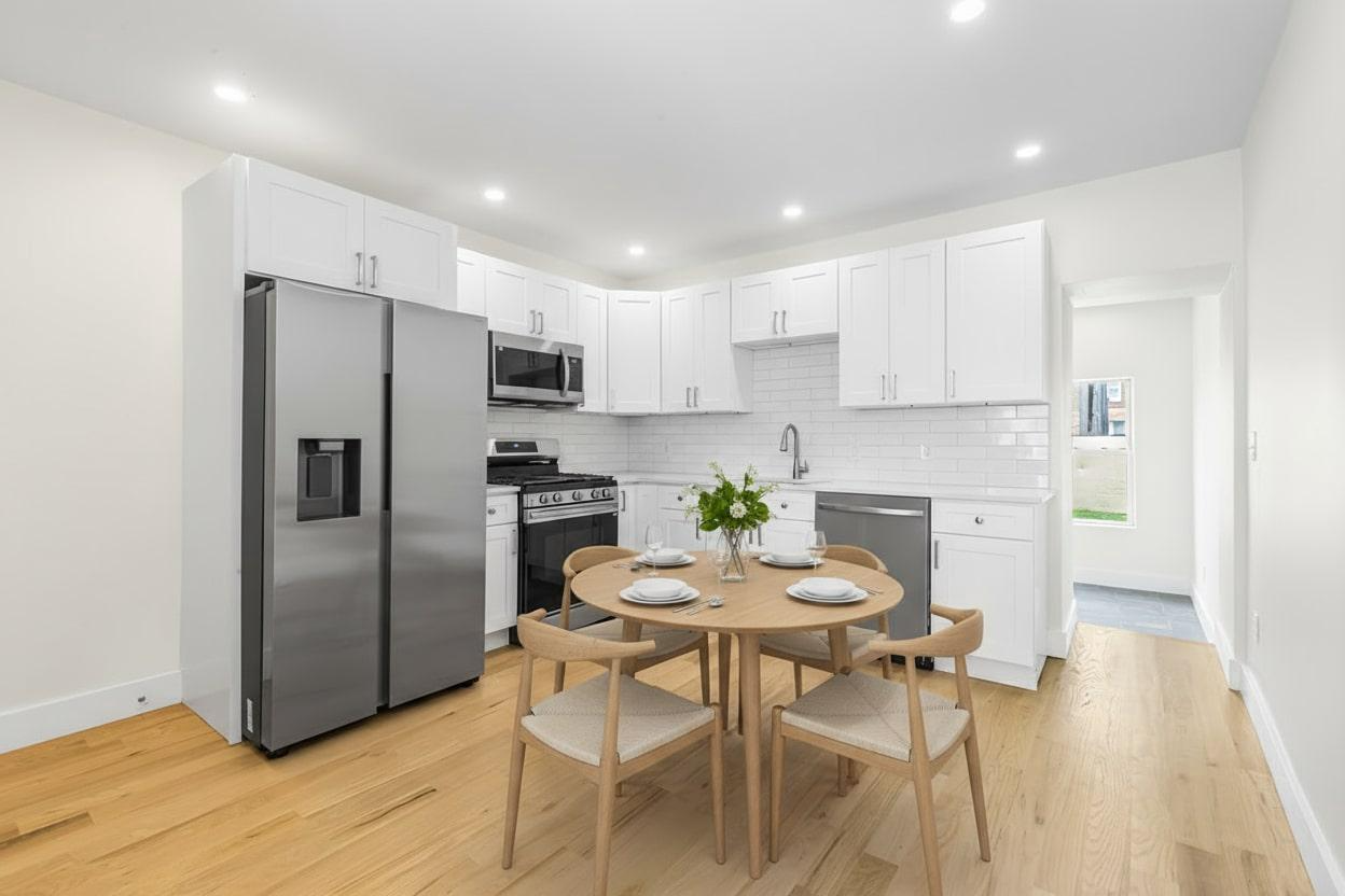 2441 E Firth St - Photo 3 of 21