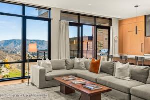 featured image of 77 Wood Rd #603