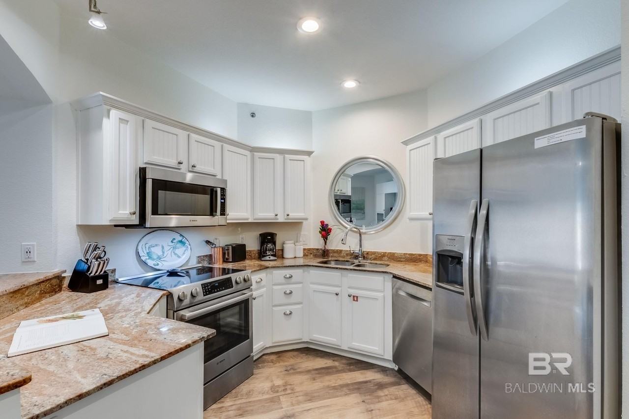 20050 Oak Rd E - Photo 3 of 14