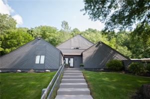 featured image of 260 Hogan Rd