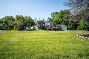 featured image of 7390 Barberry Ln