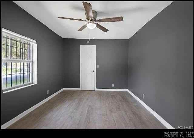 4322 West 28th Street - Photo 5 of 19