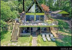 featured image of 136 Catalina Cir