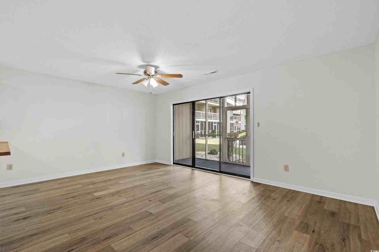 1870 Auburn Ln - Photo 5 of 39