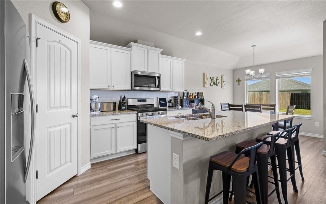 2738 Excelsior Blvd - Photo 3 of 13