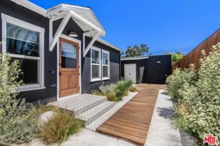 326 4th Ave #C - Photo 1 of 1