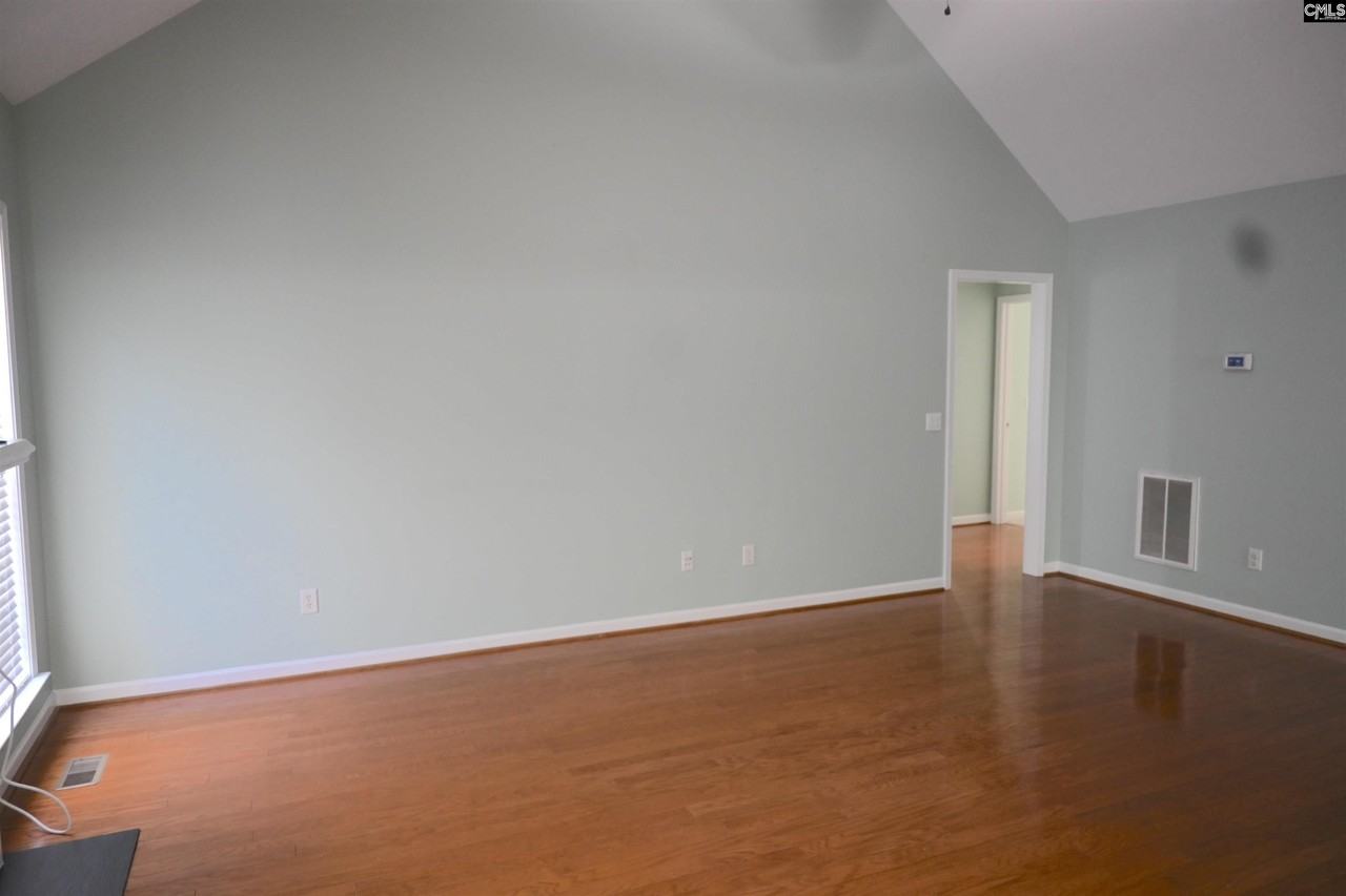 230 Elm Creek Ct - Photo 4 of 23