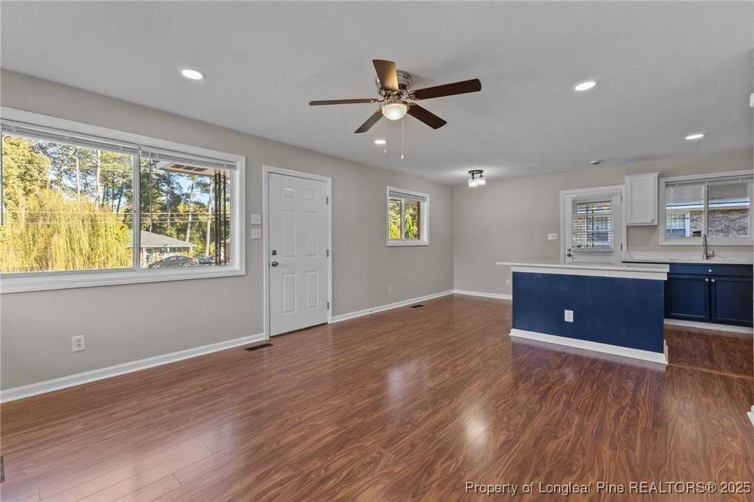 1913 Corrinna St - Photo 6 of 29