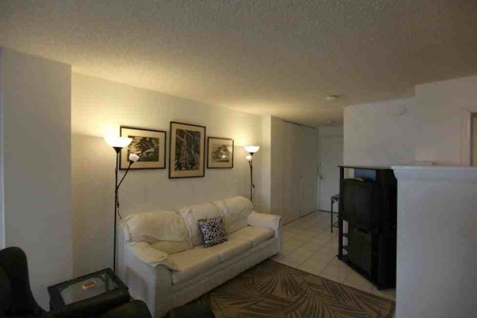 111 S 16th Ave #312 - Photo 4 of 14