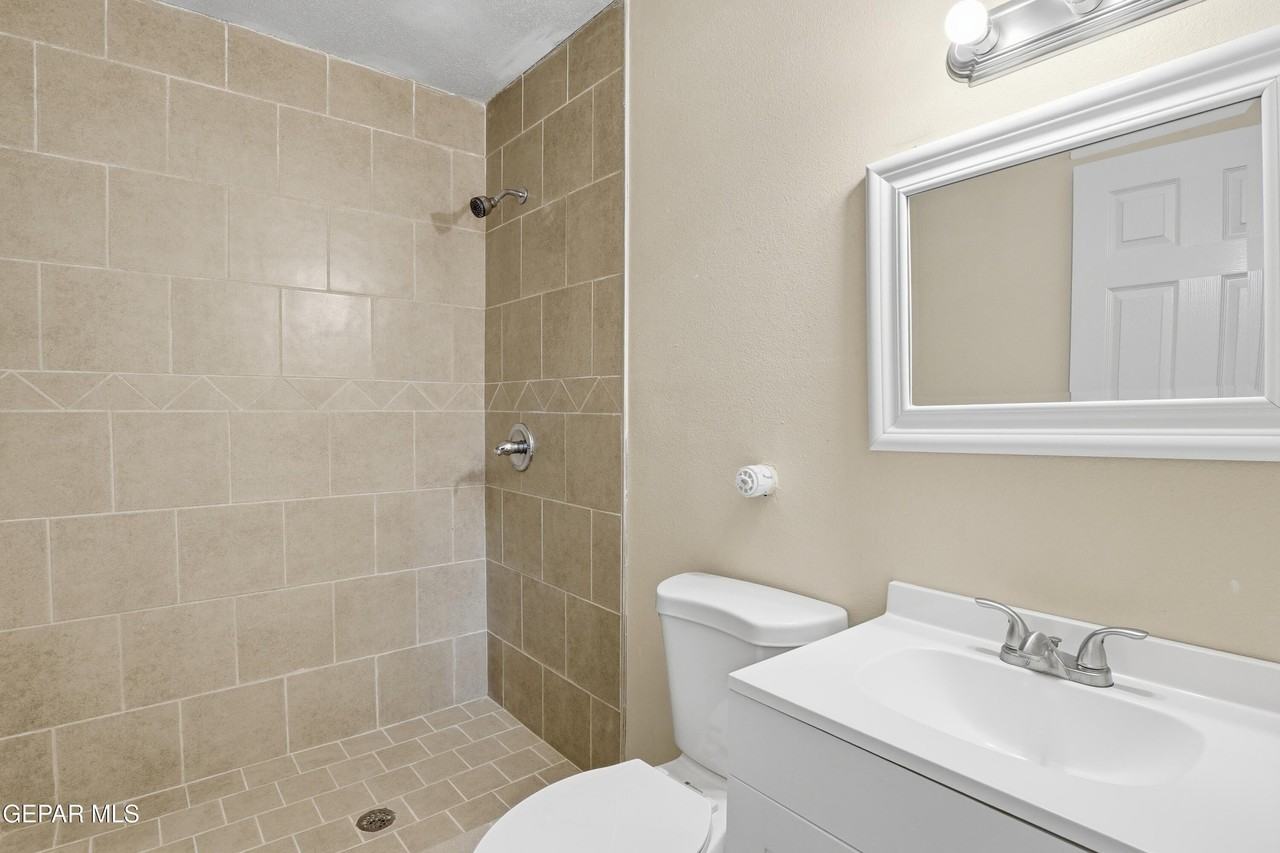 3580 Black Bear Ln Unit A #ABCD - Photo 7 of 12