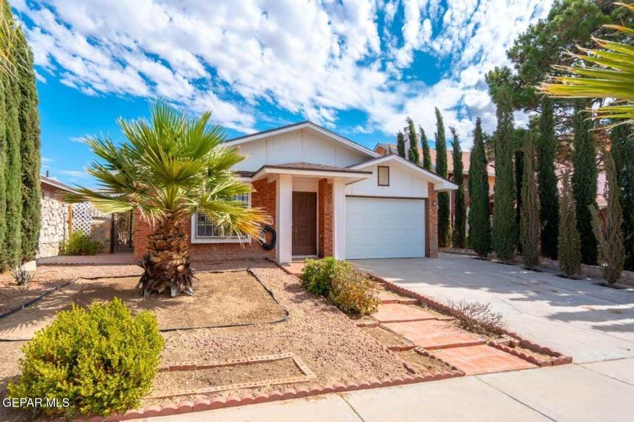 12521 Angie Bombach Ave - Photo 2 of 24