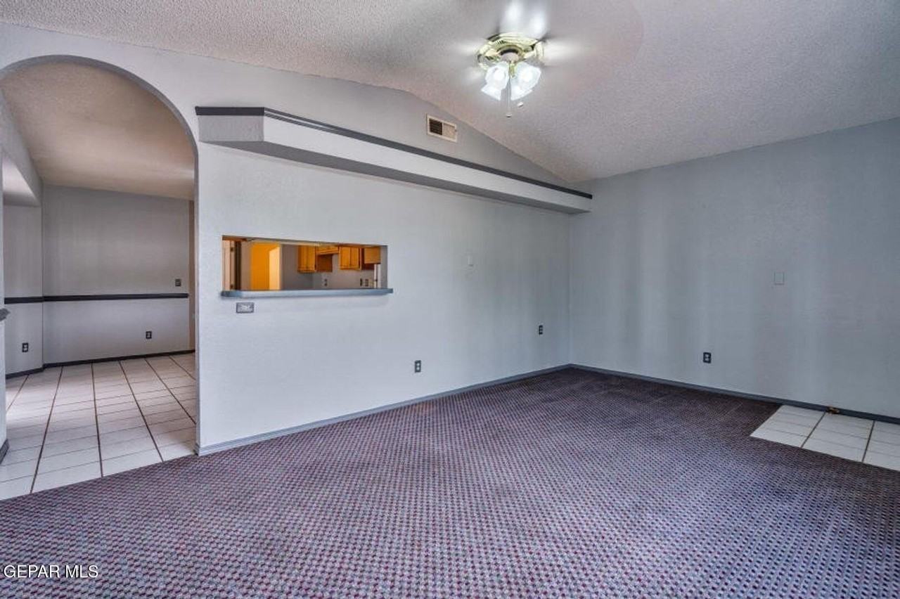 12521 Angie Bombach Ave - Photo 5 of 24