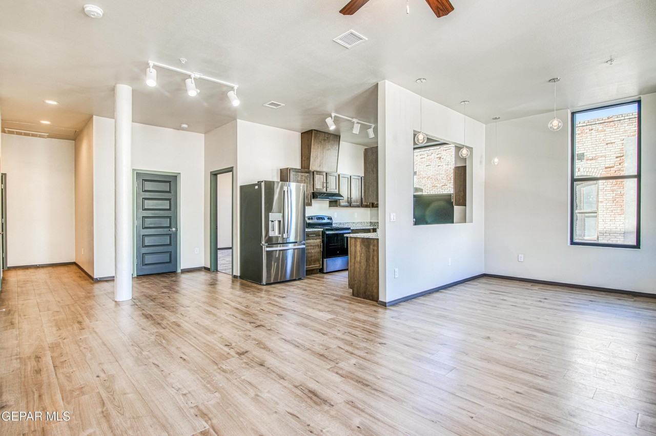 312 E Overland Ave Unit A-D #AD - Photo 5 of 41